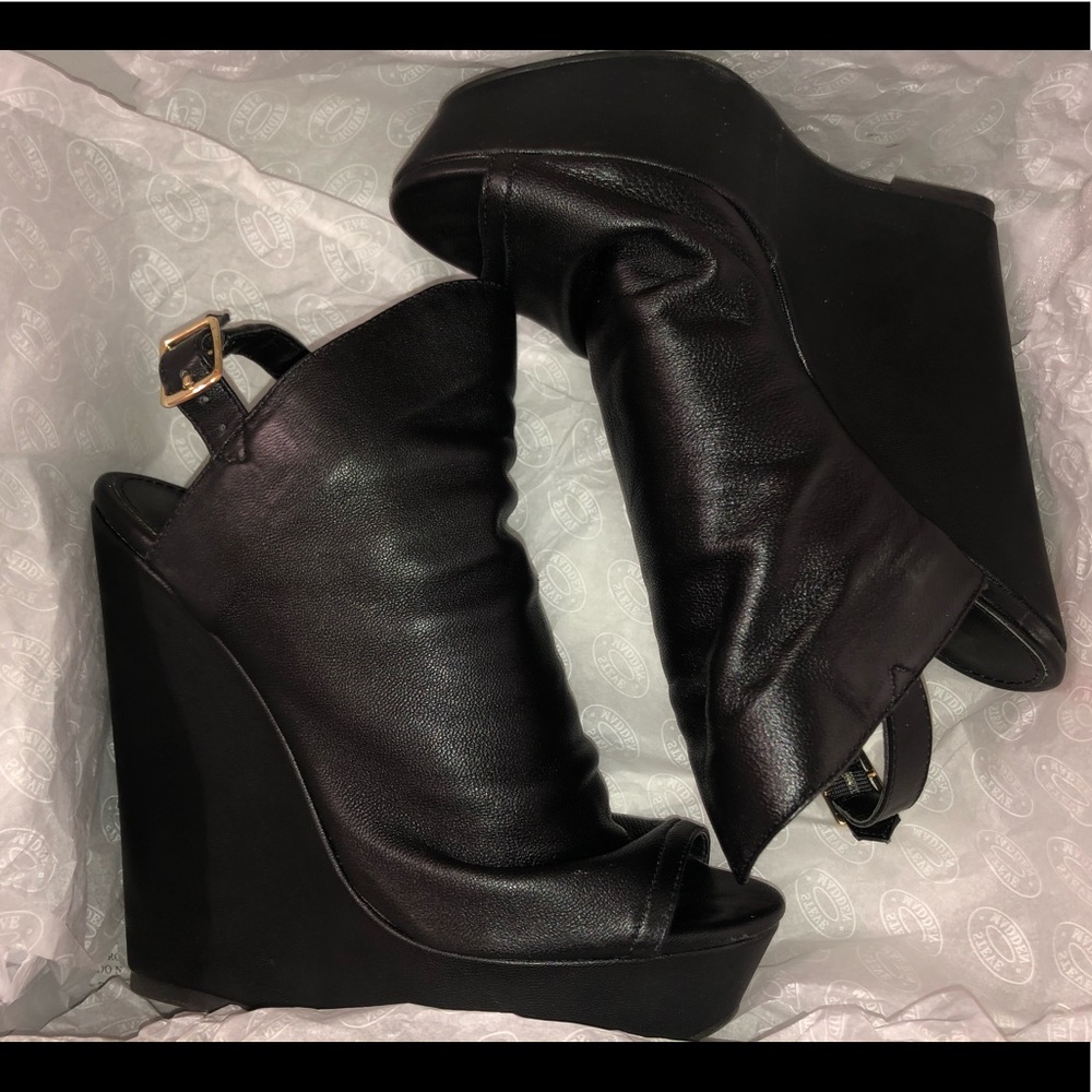 Steve Madden wedges